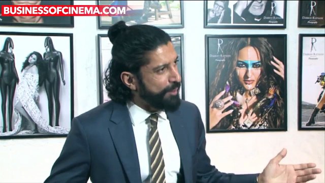 Farhan Akhtar Opens Up On Shooting For Dabboo Ratnani's 2016 Calendar!