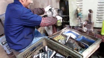 Herrajes para Muebles & Herrajes para Gabinetes - China: Patas de Sofá / Production 6