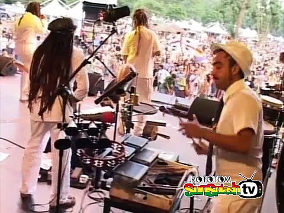 TRAIN TO ROOTS live @ Main Stage 2008