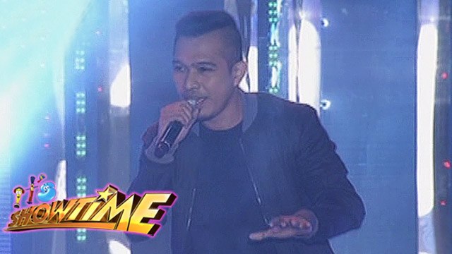It's Showtime: Thor sings 'So Sick'