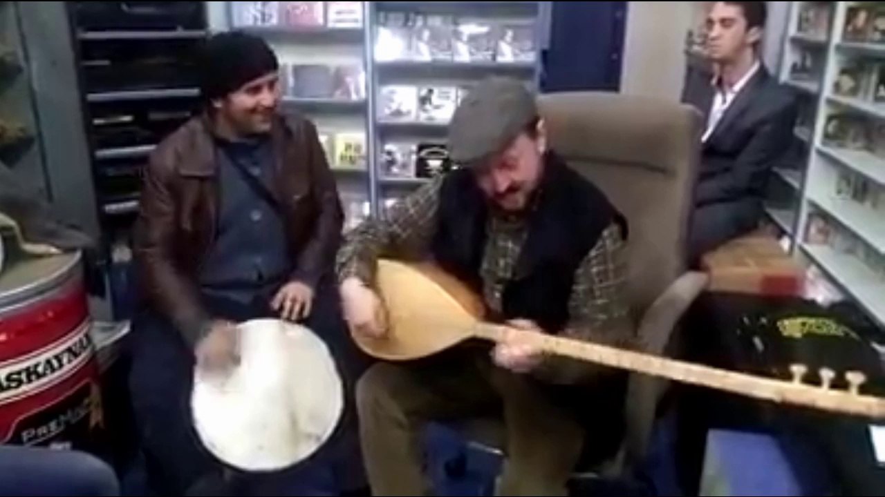 Kara tavuk kaz gibi