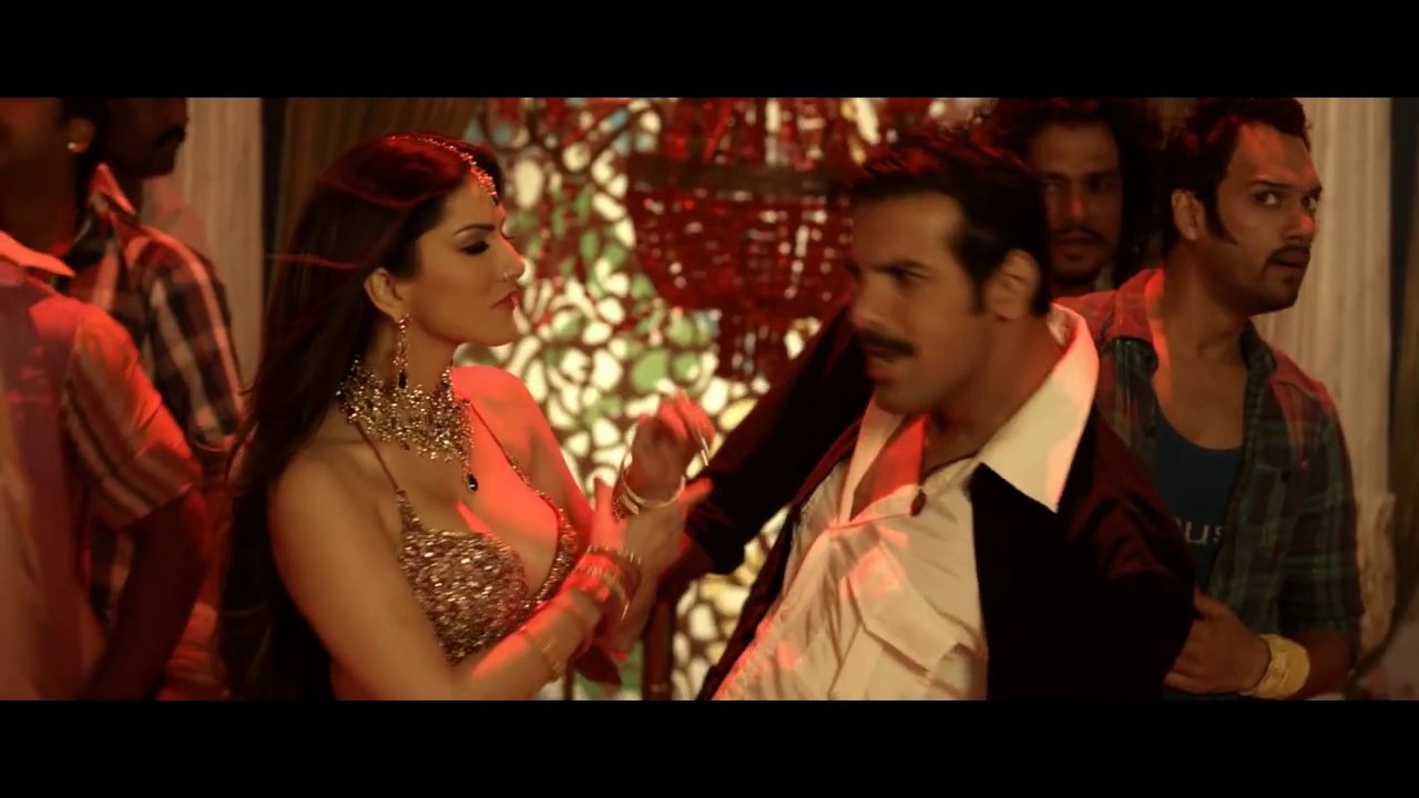Item Song Mashup Shootout At Wadala