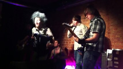 vMetro - «Barbra Streisand» (арт-кафе «Кипяток», 21.10.2011)