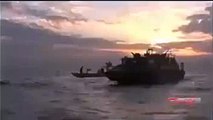 فيديو مسرب لحظة اعتقال إيران للبحارة الأمريكيين