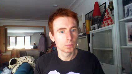 Wiwi égratigne "jamais abandonner" de Lartiste