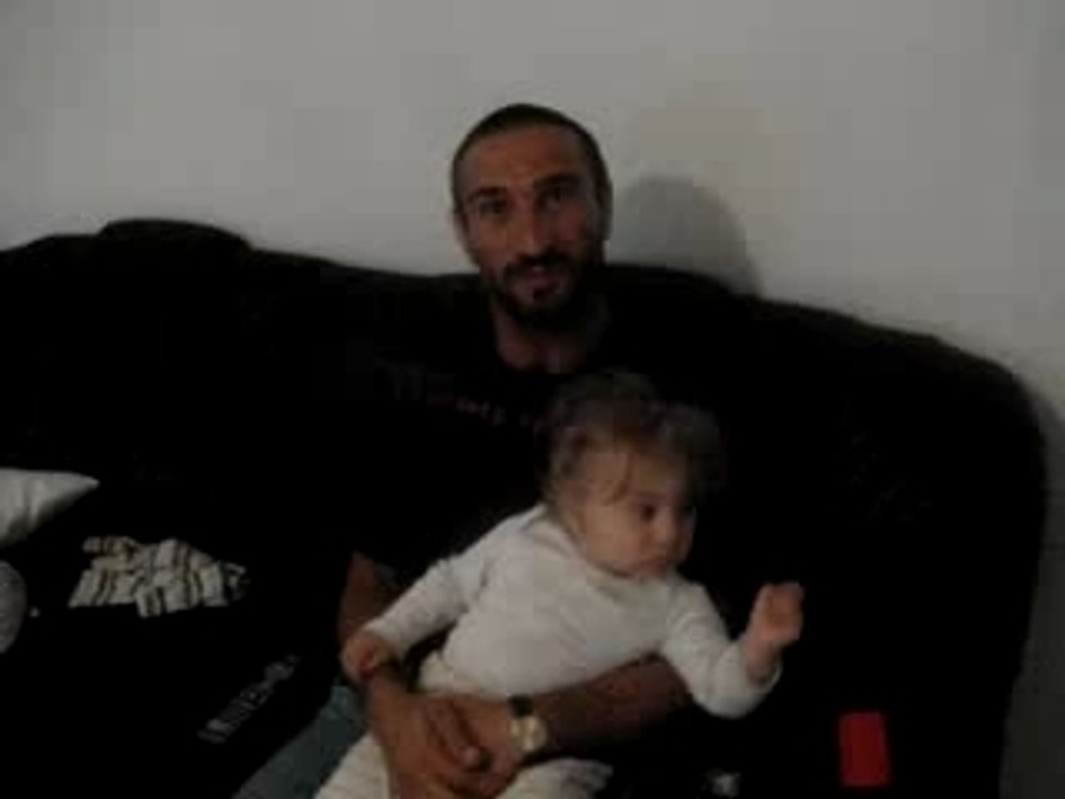 souriez on vous regarde!