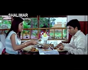 The Angrez(Movie) -Gang hunt for the Angrez in the Building(Superb Funny Scene)!!