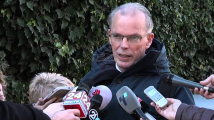 Vanhojte: I bindur për dorëheqjen e Gruevskit