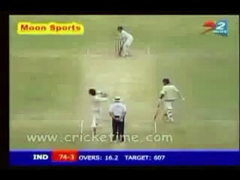 Sachin Tendulkar clean bowled by Mohammad Asif special delivery. Pakistan won the match. Rare cricket video