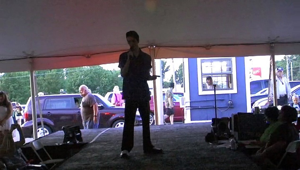 Alex Swindle sings 'Trouble' Elvis Week
