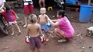 Funny Kids Thai Boxing