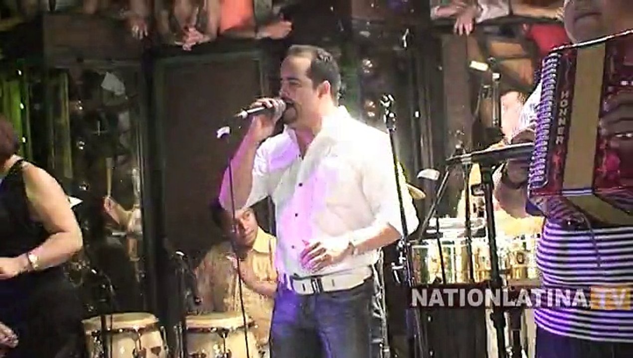 Los Inquietos vallenato concierto Paris 3 | LATINOATV