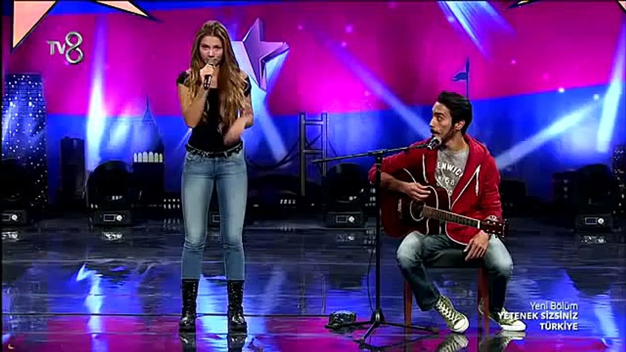 Türkiye'nin Shakira'sı Aleyna Tilki - Yetenek Sizsiniz Türkiye 2014