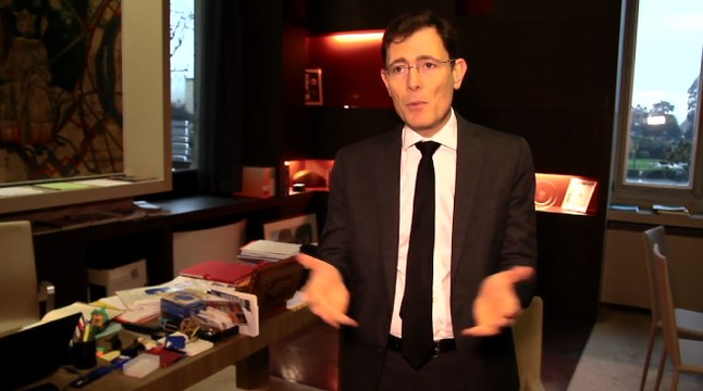 Le Maire de Vincennes s'adresse aux occupants de la cité de l'industrie de la rue de la Jarry