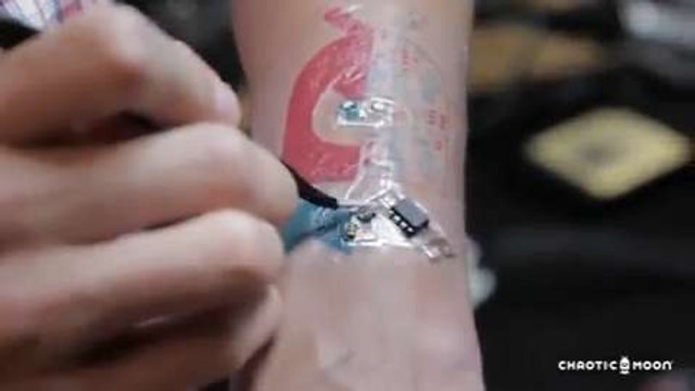 Tatuajes electrónicos para monitorizar la salud o la ubicación