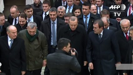 Turquie/attentat: Erdogan à la Mosquée Bleue