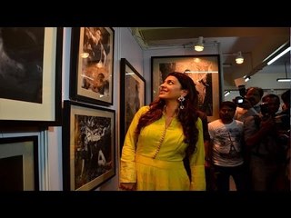Juhi Chawla's @ Art Exhibition At JJ Institute Of Applied Arts