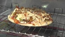 Indian Street Food - Chicken Pizza made in a Juice Stall in Chennai
