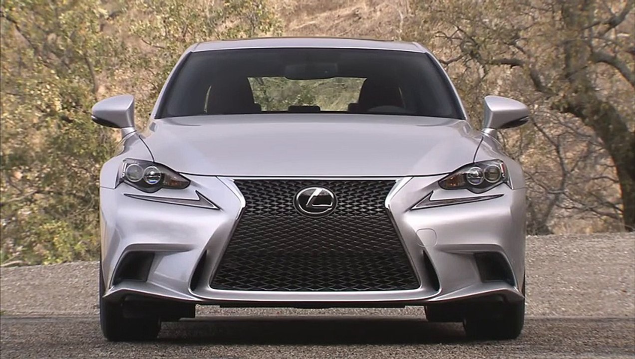 Lexus IS 350 F Sport official video (Motorsport)