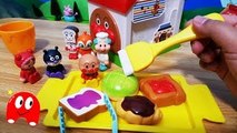 アンパンマン おもちゃ アニメ❤パン工場で作りかけのパンToy Kids �