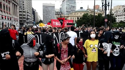 下载视频: Terceiro protesto contra aumento de tarifas em SP