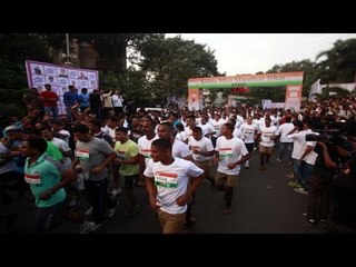 Sunil Shetty Flags Off Kalina Marathon 2015