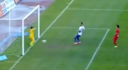 İnanılmazı Başardı, Boş Kaleye Topu Auta Attı