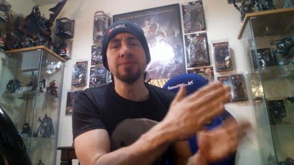 Police officer DEAD AT GAMESTOP American HERO !