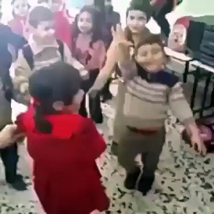 kids dancing very well and funny