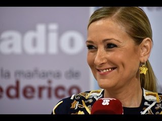 Cristina Cifuentes: "Yo apoyo a Rajoy, lo digo así de claro y mirándote a los ojos"