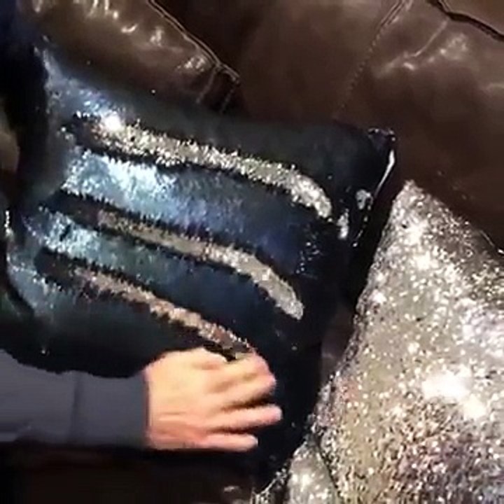 Almofada que muda de cor