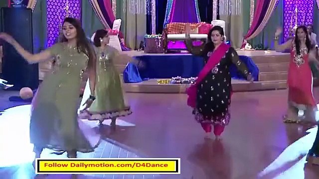 Indian Girls Wedding Dance With Anty - Balam Pichkari Reloaded - HD