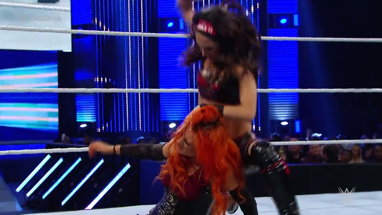 Becky Lynch vs. Brie Bella- SmackDown, January 14, 2016
