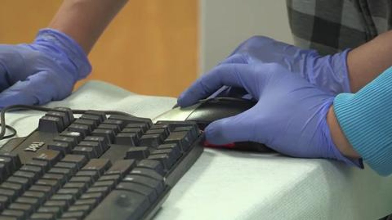 Aluminum battery offers safe alternative to conventional batteries