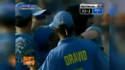 Matthew Hayden getting out to Zaheer Khan again and again. Zahreer Khan has Matthew Hayden’s number. Rare cricket video