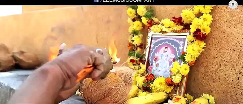 2015 New Bollywood Hit Songs - Jal Rahin Hain - Baahubali - The Beginning Maahishmati Anthem Kailash Kher-48