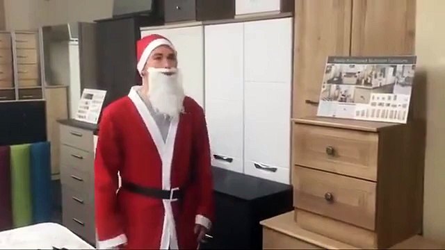 When you have a £1 budget for your Black Friday advert... _ _Mix Maza 2016