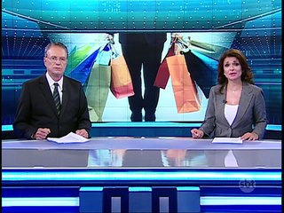 Quase 40% dos consumidores fazem compras para aliviar o estresse