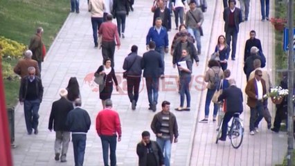 Interesat e obligacioneve 10 vjeçare zbresin në 7.9% - Ora News-Lajmi i fundit