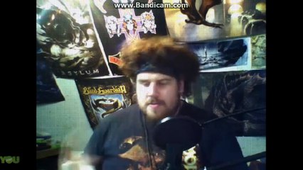 Drachenlord frisst Fertig-Lasagne