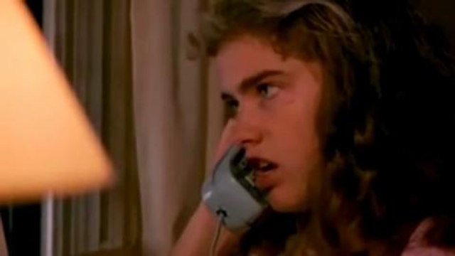 Pesadilla en Elm Street (1984) de Wes Craven - Trailer Español