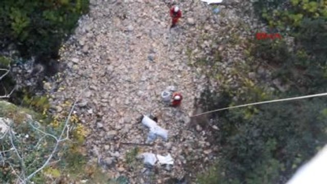 Mersin Cennet ve Cehennem Obrukları'ndan 100 Çuval Atık Çıktı