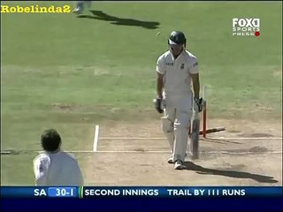 Mohammad Asif best wicket ever-. Rare cricket video