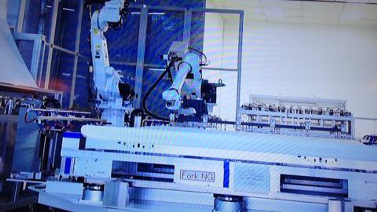 TCL CSOT Robots