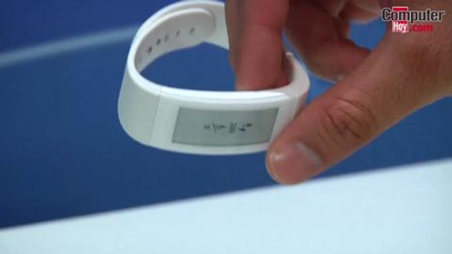 Demo Sony Smartband Talk y Smartwatch 3 IFA 2014