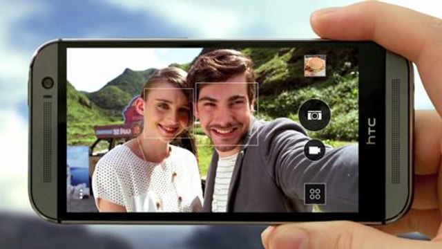 HTC Eye Experience - Take selfies instantly with Auto Selfie and Voice Selfie