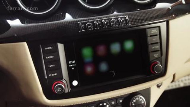 Apple CarPlay funcionando en Ferrari