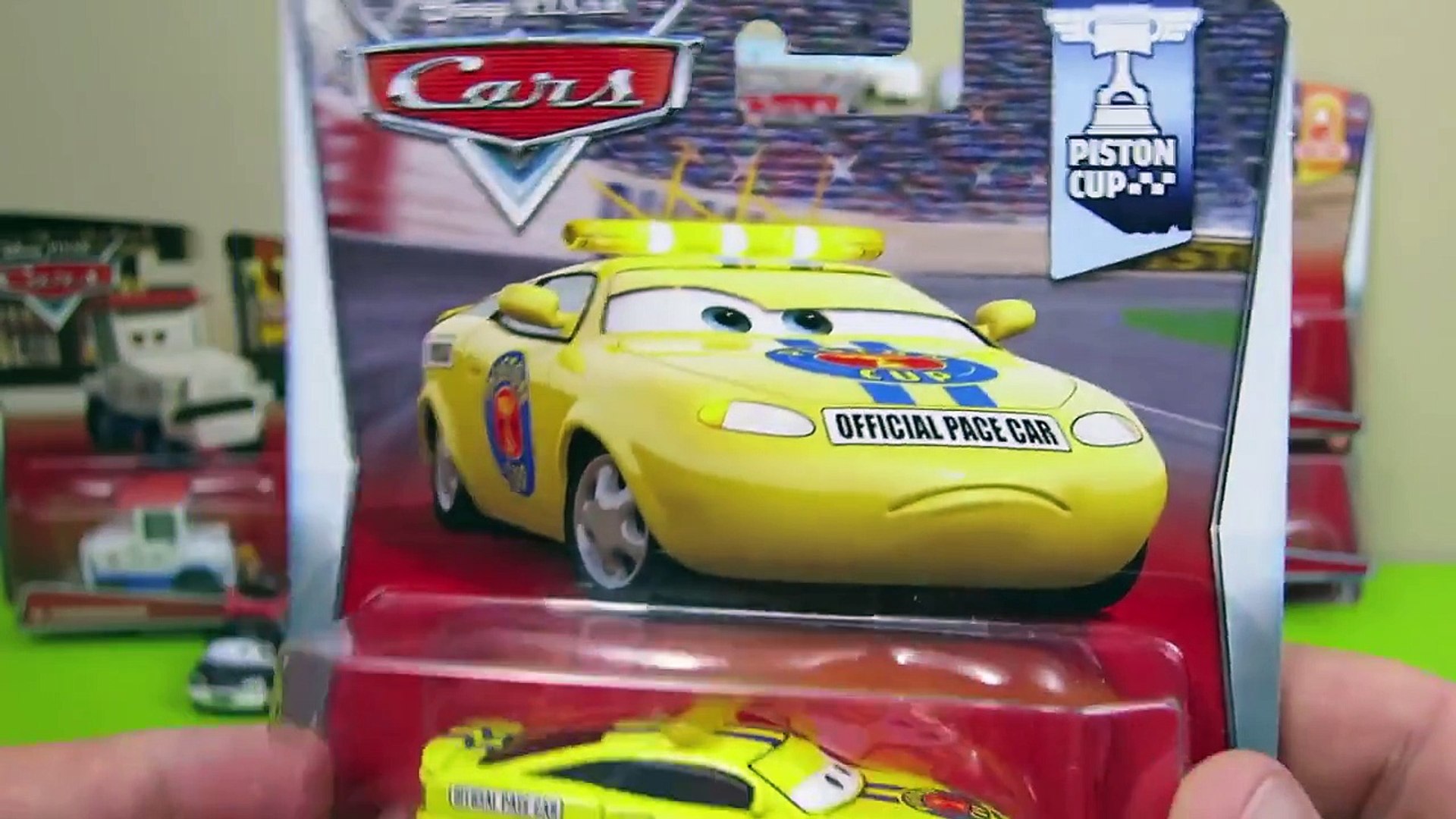 NEW 2015 DISNEY PIXAR CARS NEW LIGHTNING HELICOPTER PITTIES CAR TOYS UNBOXING