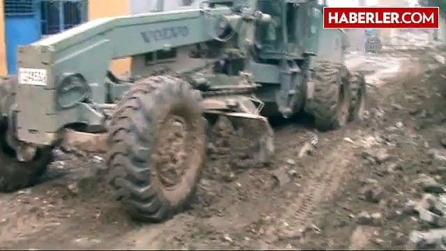 Güvenlik Güçleri, Silopi Sokaklarını Yeniden Düzenliyor