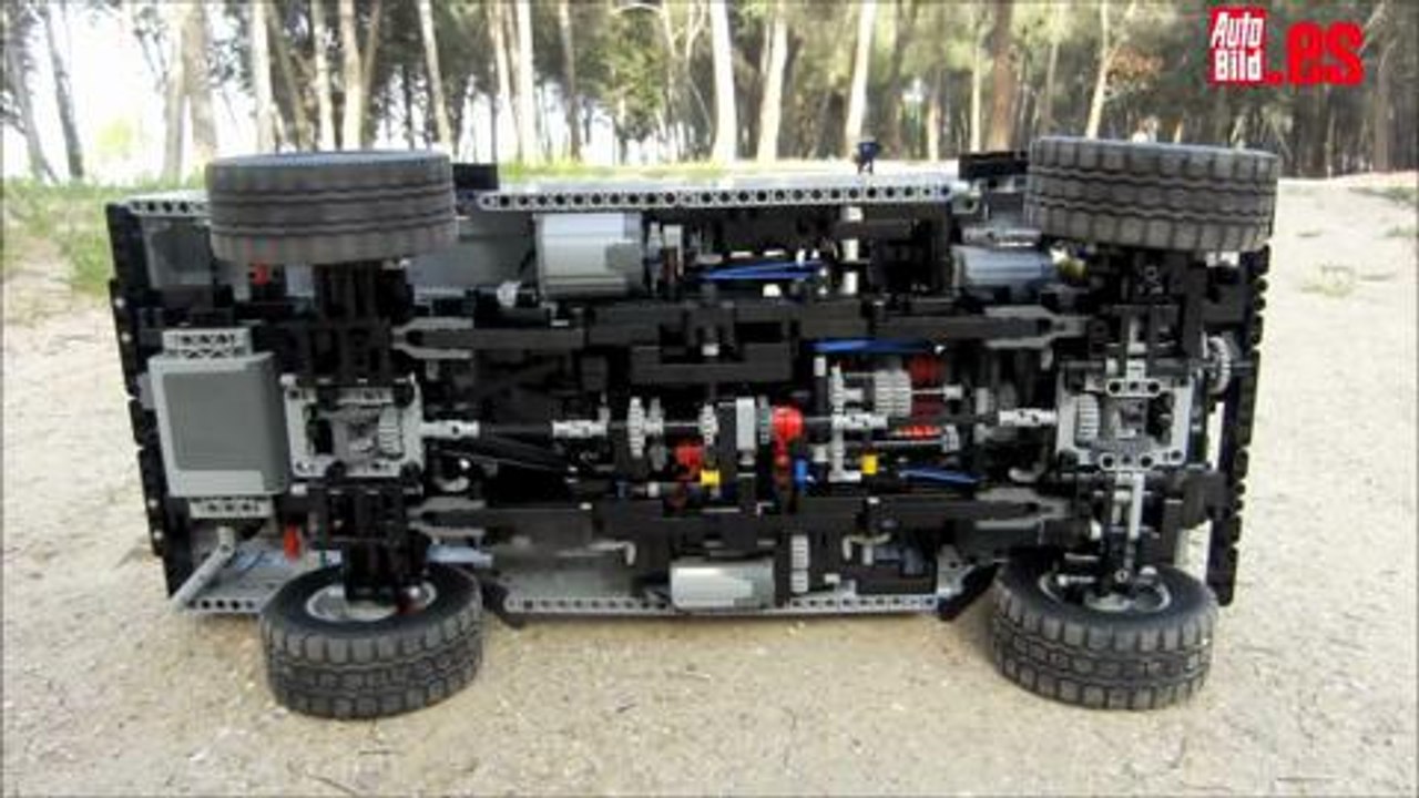 Video: LEGO Land-Rover Defender 110